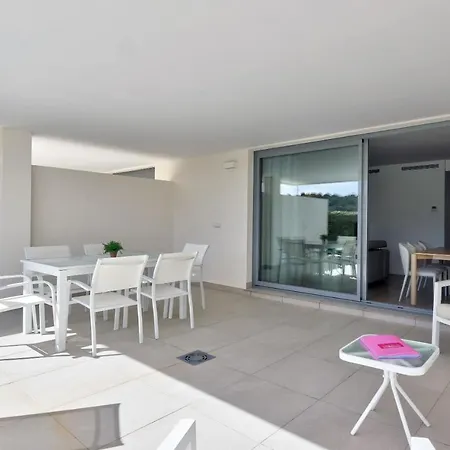 Serenity Views Myles Mar - *