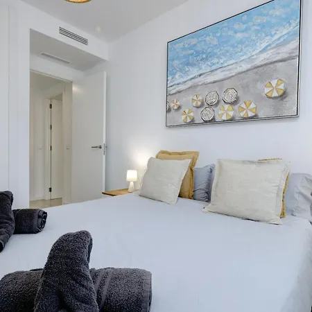 Serenity Views Myles Mar - *